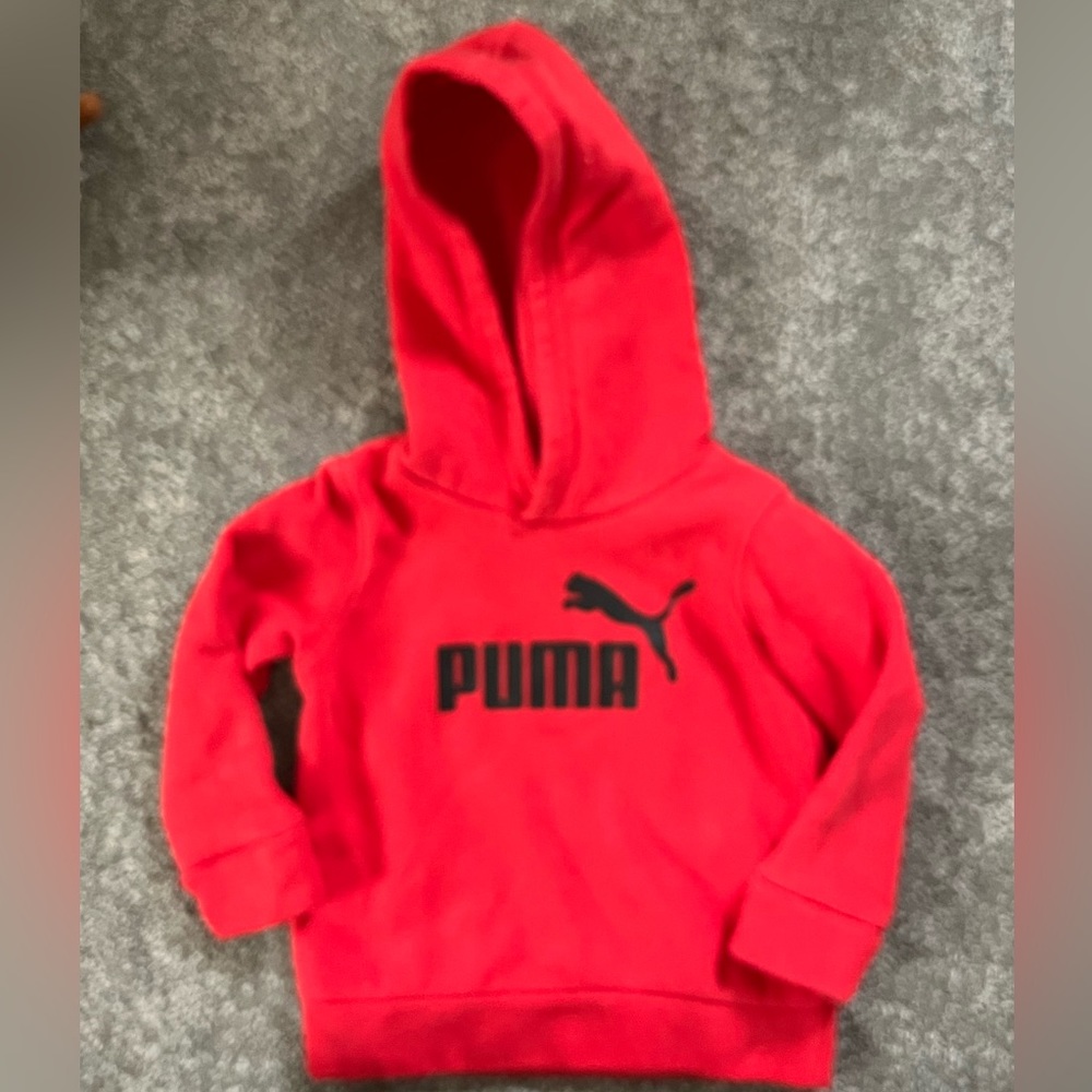 Baby PUMA hooded sweatshirt 6-9 months red EUC